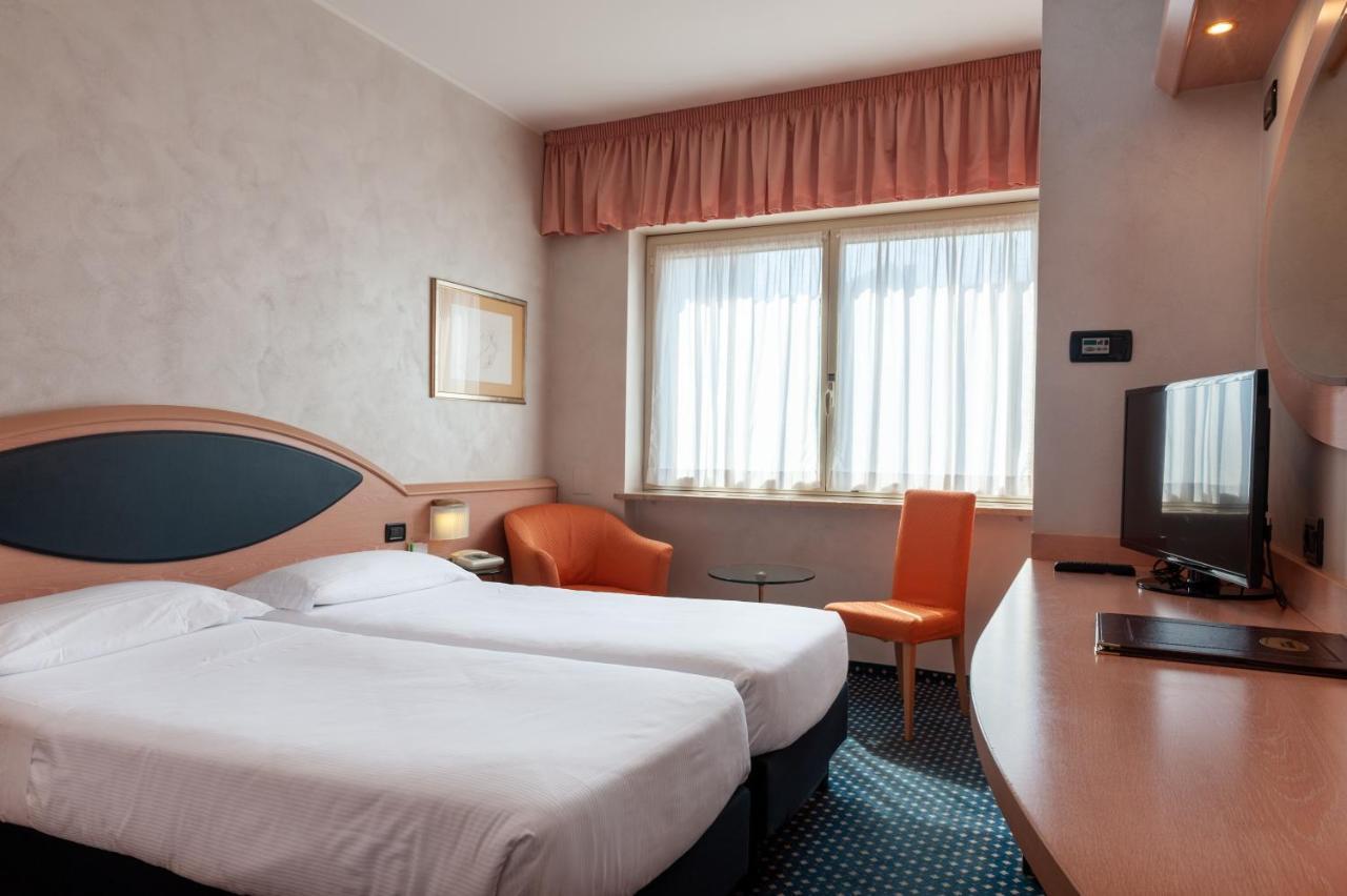 Augustus Hotel 비엘라 외부 사진